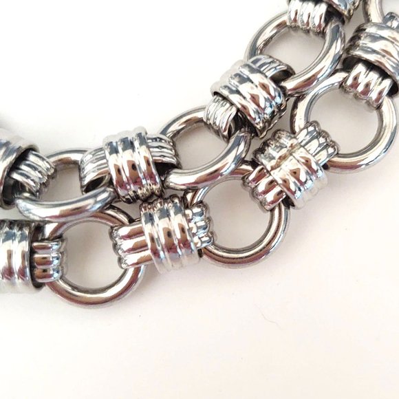 Double strand silver link toggle close bracelet - Picture 7 of 12